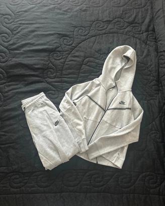 tuta ragazza/donna tg S Nike tech