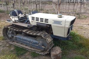Trattore cingolato
