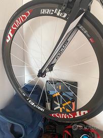 Cerchi in carbonio bici da corsa