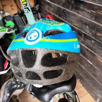 Casco e bicicletta bambino 