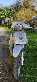 Scooter kymco