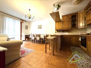 TRE LOCALI CON GARAGE