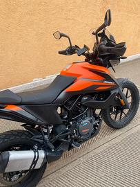 Moto ktm avventur 390