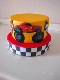 Torta scenografica in gomma eva e polistirolo 