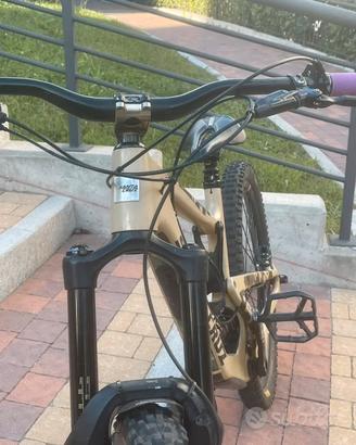 Santa cruz Nomad C
