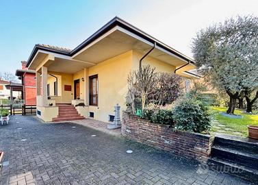 VILLA SINGOLA A CASTEGNATO