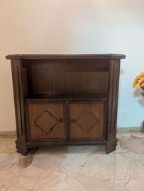Mobiletto in legno
