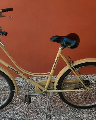 Bici da donna Legnano.
