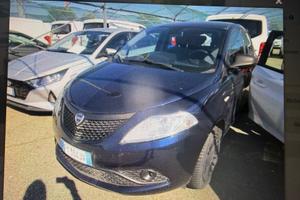 Lancia Ypsilon 1.2 69 CV 5 porte S&S Gold