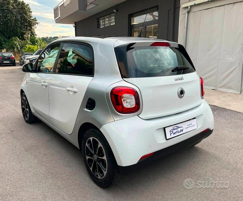 Smart Forfour 2015 photo 3