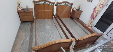Coppia Strutture Letto Singolo Dettagli in Ferro