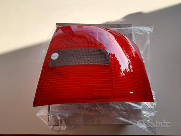 Fanale posteriore destro Audi A6 Avant '97>'01