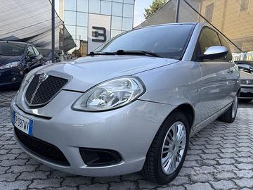 Lancia Ypsilon 1.2 8v Oro Plus IDONEA NEOPATE...