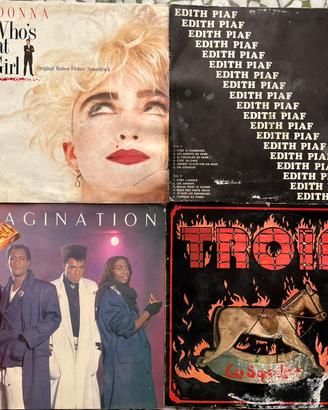 Vecchi vinili in blocco