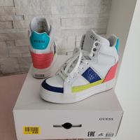 Sneaker Guess n. 37