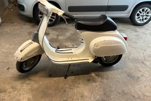 Vespa 50 special conservata