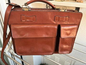 Borsa in pelle picvole dimensioni