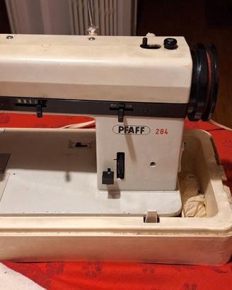 Macchina da cucire elettrica PFAFF 284