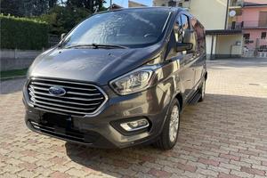 : Ford Tourneo Custom TITANIUM 170CV 8