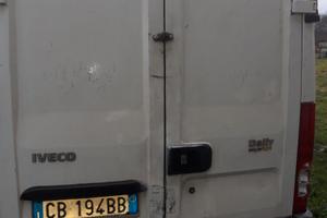 Furgone IVECO 35/S