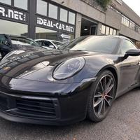 PORSCHE 911 Carrera 4S