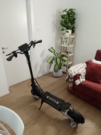 Monopattino elettrico OOTD T10 900W