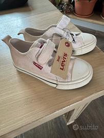 Scarpre Levi’s in tela n. 27- nuove con cartellino