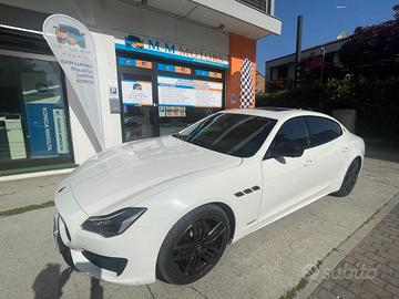 MASERATI Quattroporte 430CV AWD SOLO 20.000KM