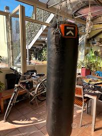 Sacco da boxe e carrucola