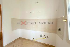 PAPOZZE: trilocale con giardino e garage