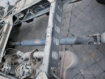 Albero di trasmissione Nissan NT500 3.0 Diesel del