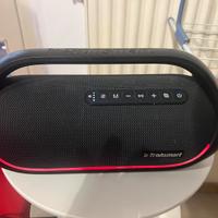 Speaker bluetooth