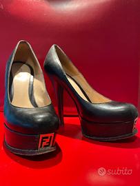 Tacchi Fendi taglia 37