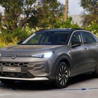 VOLKSWAGEN T-Roc 1.5 eTSI ACT DSG Life