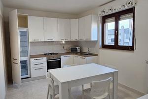 Home total White 