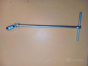 Chiave a doppio snodo per candele 53cm