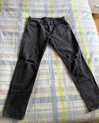 Diesel jeans nero strappato 31