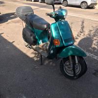 Vespa cosa 150