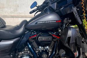 Harley Davidson CVO ULTRA