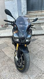 Aprilia Tuono 1000