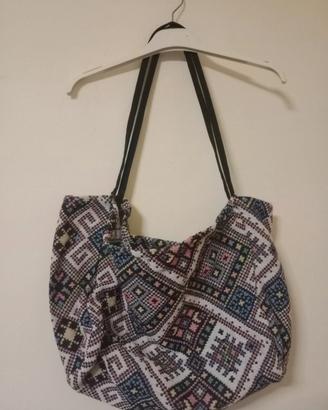 Borsa a tracolla media in tela 