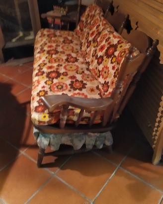 divano in legno 