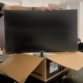 Monitor Samsung 27 pollici curvo Full HD 