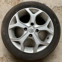 Cerchi in lega 15” REDS, 4 fori