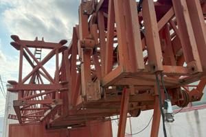 2 gru a torre - grande e piccola