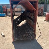 PONTEGGIO DI DIVERSE MARCHE