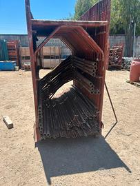 PONTEGGIO DI DIVERSE MARCHE