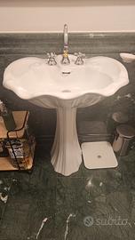 sanitari e lavabo con colonna di pozzi ginori