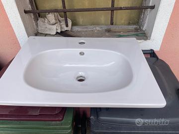 Lavandino bagno