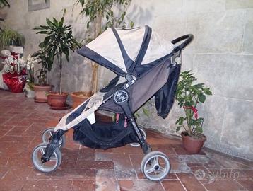 Baby jogger 4 ruote